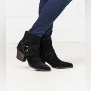 Women’s Bella Vita Bronx Black Leather Booties Size 7.5 W!